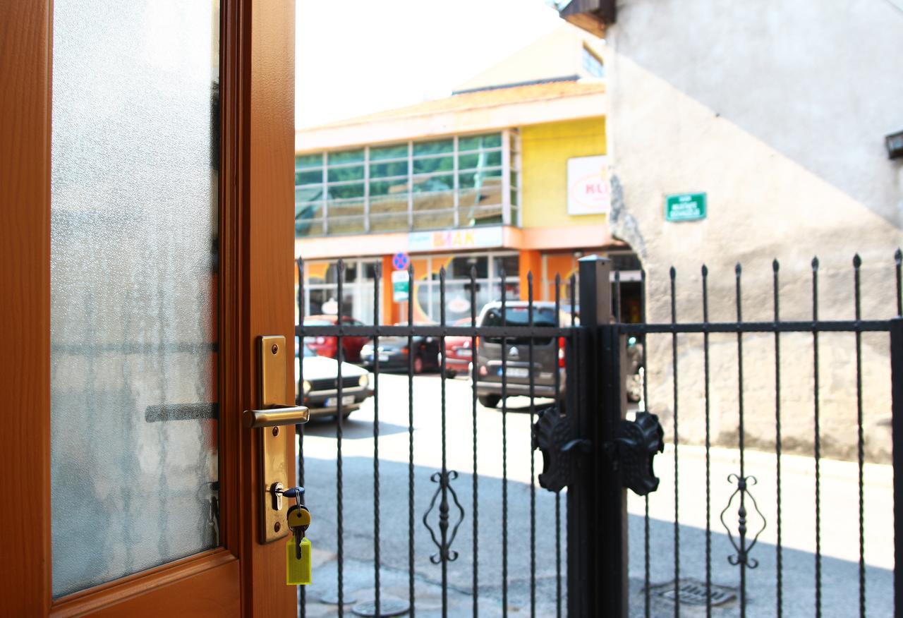 Green Bear SJJ Exterior foto